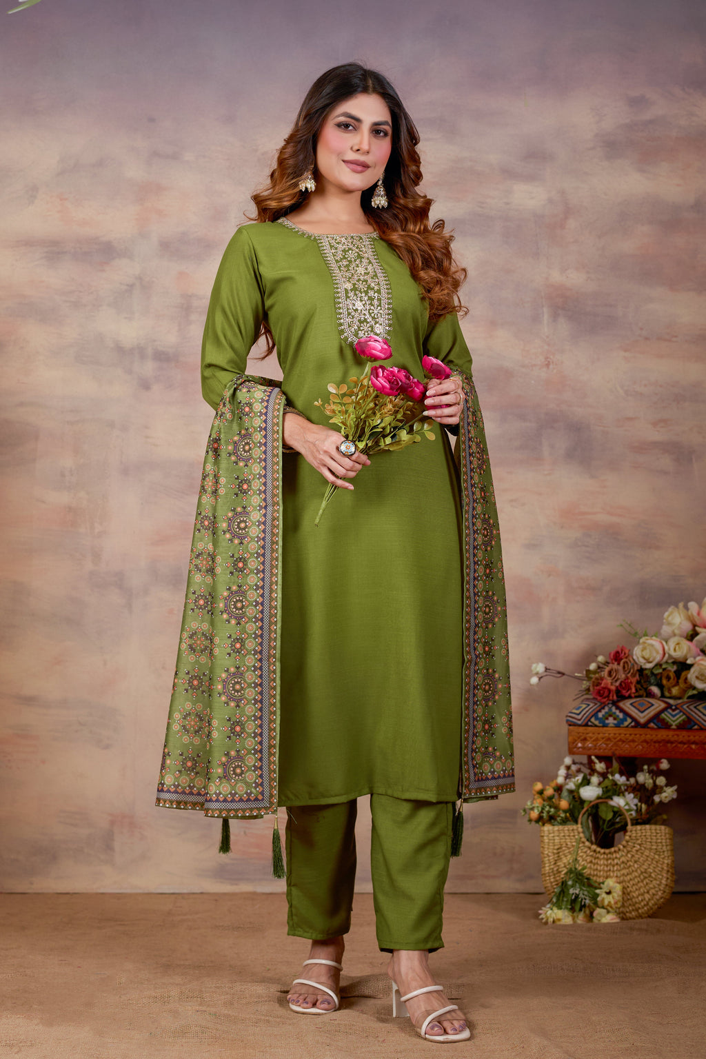 Women Ethnic Embroidered Thread Work Kurta with Trousers & Dupatta.