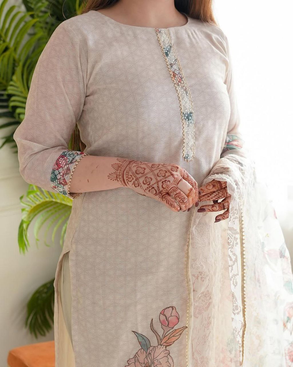 Women's Lilan Cotton Floral Printed Straight Pakistani Kurti with Pant and Dupattta